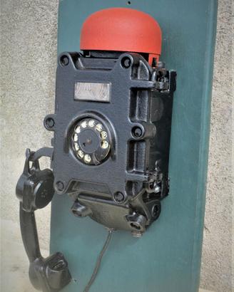 Antico telefono da nave