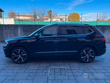 Volkswagen Tiguan Allspace 2.0 TDI DSG 4motion