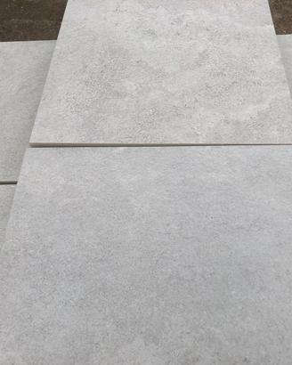 piastrelle grès antiscivolo 60x60x2 made in italy