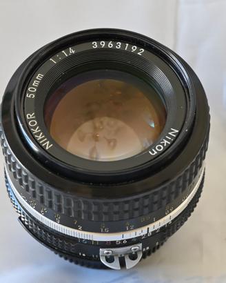 NIKON AI 50  F 2,8