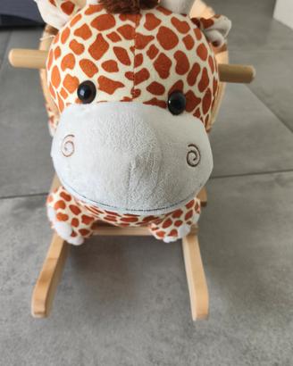 dondolo giraffa musicale bambini gioco peluche
