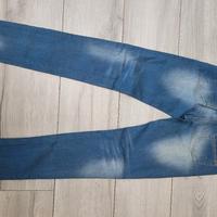 jeans blu con strass