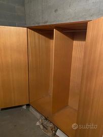 Armadio in legno teak