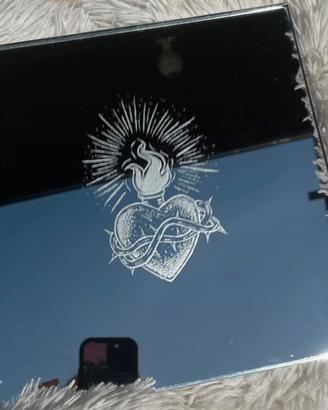 Specchio con Sacro Cuore inciso