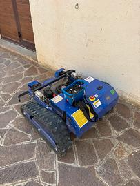 Robot tagliaerba