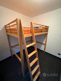 Letto a soppalco  in legno massello+materasso nuov