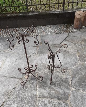Portavasi in ferro battuto vintage