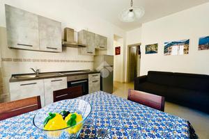 3 LOCALI A VIETRI SUL MARE