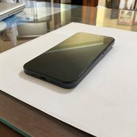 iPhone 15 Pro Max 256GB — Come nuovo, senza graffi