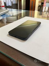 iPhone 15 Pro Max 256GB — Come nuovo, senza graffi