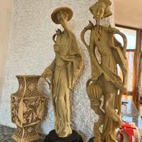 Statue vintage giapponesi saggio maestro e geisha
