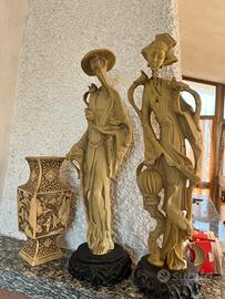 Statue vintage giapponesi saggio maestro e geisha