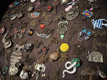 40 Collane Bijoux Vari Modelli 2,50 EURO L'UNA