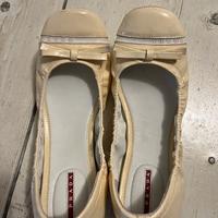 Ballerine in vernice Prada