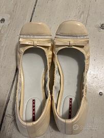 Ballerine in vernice Prada