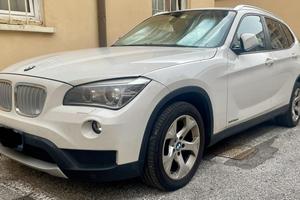 BMW X1 - XDrive 20D - cambio automatico - 2013
