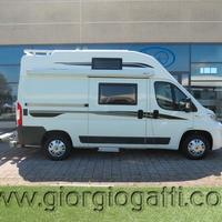 Camper puro Font Vendome H 100 van con portamoto