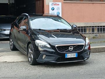 VOLVO V40 Cross Country D2 1.6 Kinetic