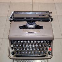 Olivetti Lettera 22 prima serie
