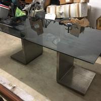 Tavolo in cristallo  ed acciaio 