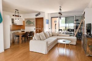 ESCLUSIVO ATTICO CON TERRAZZO E BOX, RECENTE COSTR