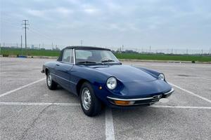Alfa romeo spider 1600 duetto 1973 blu