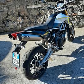 Aprilia Dorsoduro 750 ABS