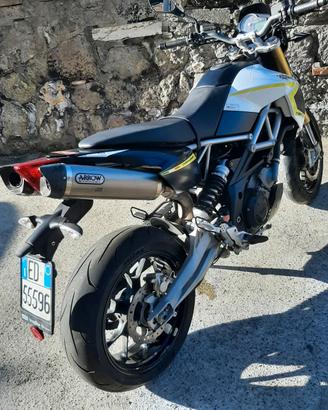 Aprilia Dorsoduro 750 ABS