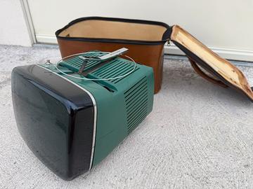 Televisore briovega con boss