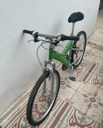 Coppia di bici piu 2 ruote