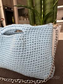 Borsa artigianale all’uncinetto