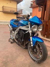TRIUMPH SPEED TRIPLE 955i anno 2005