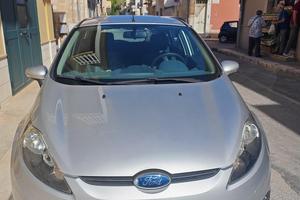 FORD FIESTA 1.2 BENZINA 2010