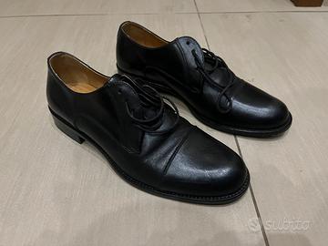 Scarpe Derby --- Pelle NerA ---