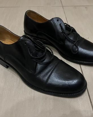 Scarpe Derby --- Pelle NerA ---