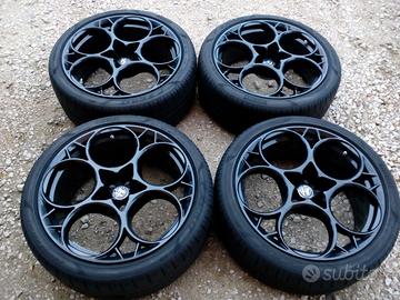 cerchi e gomme nuove 21 originali Alfa Romeo 