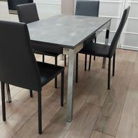 tavolo moderno