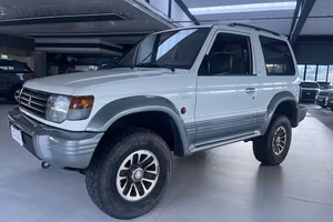 MITSUBISHI Pajero 2.5 TDI MT SS GLS