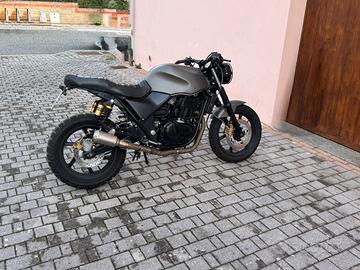 Honda cb 500 café racer