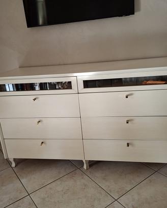 Comó+ comodini + letto