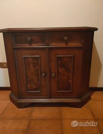 credenza / mobile in legno per interni vintage