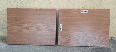 N. 2 mensole in legno