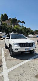 JEEP GRAND CHEROKEE LIMETED 3.0 V6  CRD  SPORT 4x4