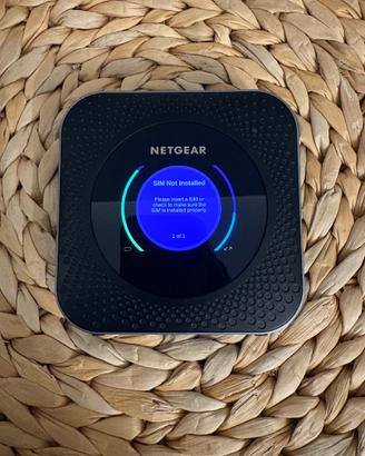 Router portatile 4g netgear MR1100