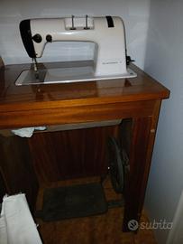 MACCHINA DA CUCIRE CON TAVOLINO CONSOLE SALMOIRAGH