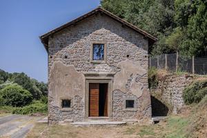 NEGOZIO A SUTRI