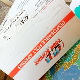 lotto grembiule copri vestiti