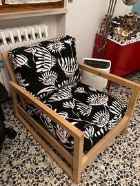 Poltroncina Ikea in legno