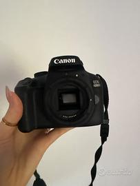 Canon EOS 2000D – corpo macchina non funzionante