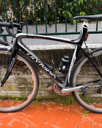 Bici da corsa in carbonio olimpia S